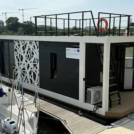 Lukrecja Houseboat Wrocław